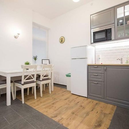 Oberiter Apartments - Center Of Zagreb, Fast Wifi, Ac, Kitchen, Parking Экстерьер фото